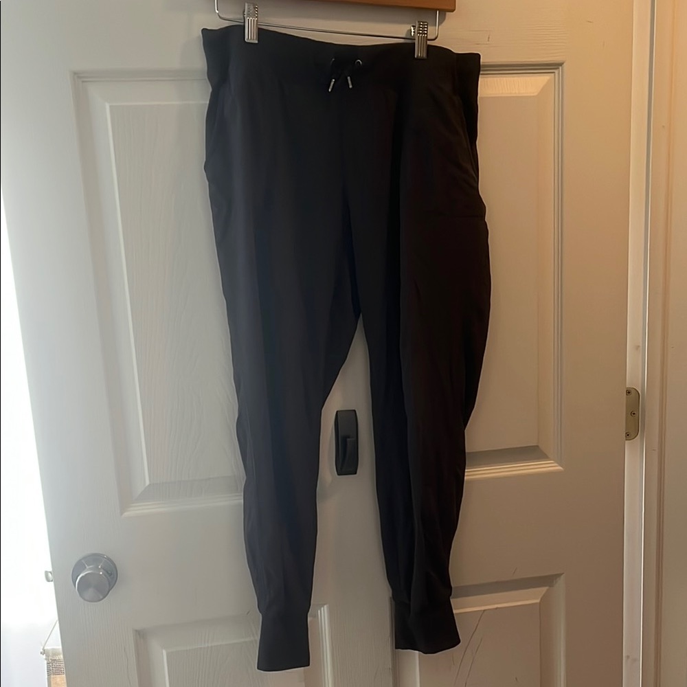Athleta Lightweight Jogger Pants